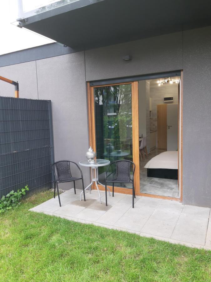 Na Grobli 20 Apartament Z Ogrodkiem Вроцлав Экстерьер фото